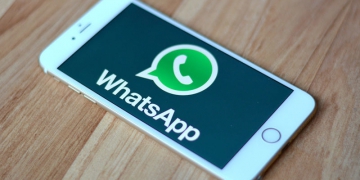 WhatsApp, nuova funzione permette di cancellare i messaggi entro 7 minuti