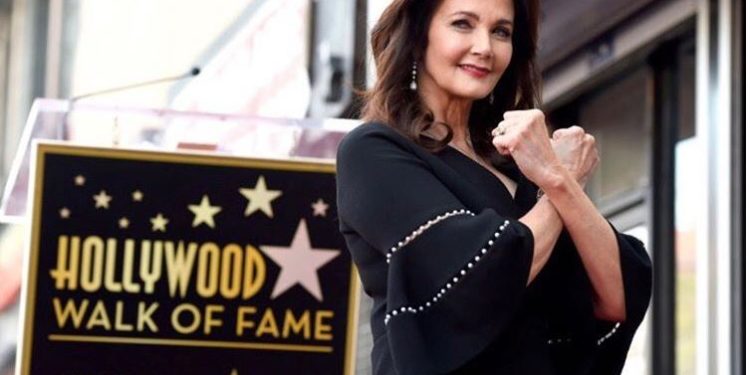 Anche Wonder Woman tra le stelle del Walk of Fame di Hollywood