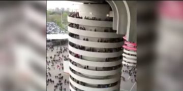 Il video dell’incredibile illusione ottica delle torri dello stadio di San Siro